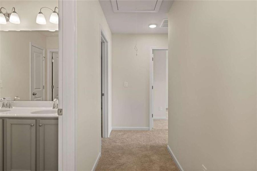 Image 11 of a home in Whisper Creek.