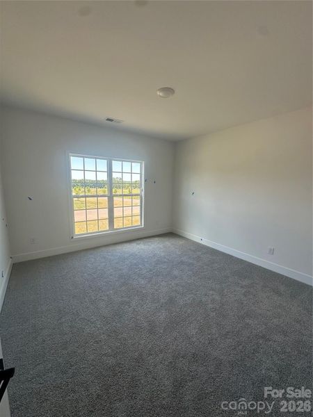 Spacious, unfurnished interior of a new home in Cardiff Glyn, Catawba (Image 16).