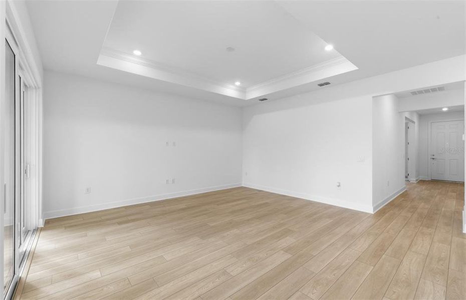 Spacious, unfurnished interior of a new home in Reagan Landing, Bradenton (Image 17). Spacious, unfurnished interior of a new home in Reagan Landing, Bradenton (Image 17).
