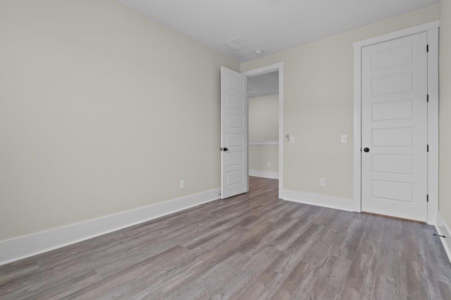 Spacious, unfurnished interior of a new home in , Ravenel (Image 39).