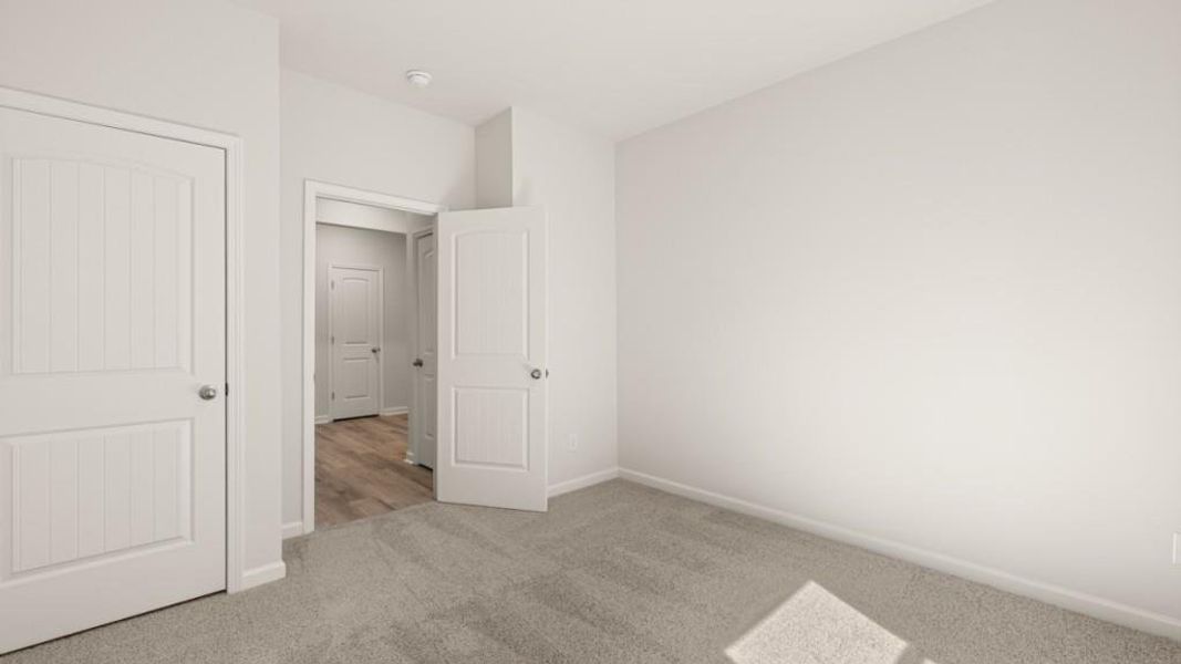 Spacious, unfurnished interior of a new home in South Wind, Union City (Image 15).