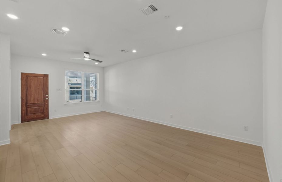 Spacious, unfurnished interior of a new home in Monarch on Main, Round Rock (Image 43).