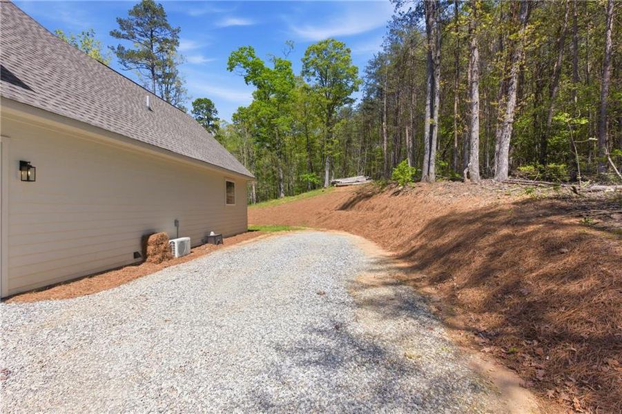Exterior details and patio area of a home in , Demorest (Image 29).