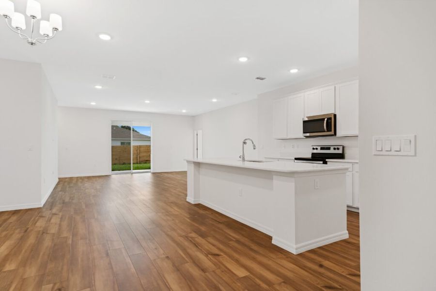 Representative unfurnished interior of a home built from the Naples by Holiday Builders in Pine Ridge, Beverly Hills (Image 8).