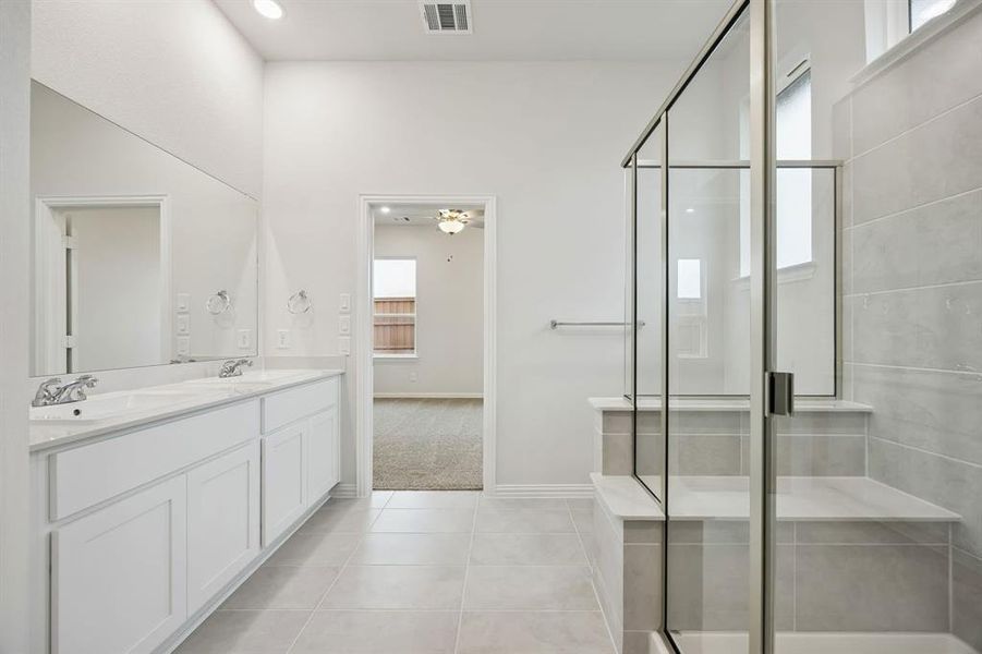 3941 Lakefield