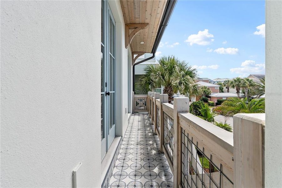 Exterior details and patio area of a home in , Palm Coast (Image 32).