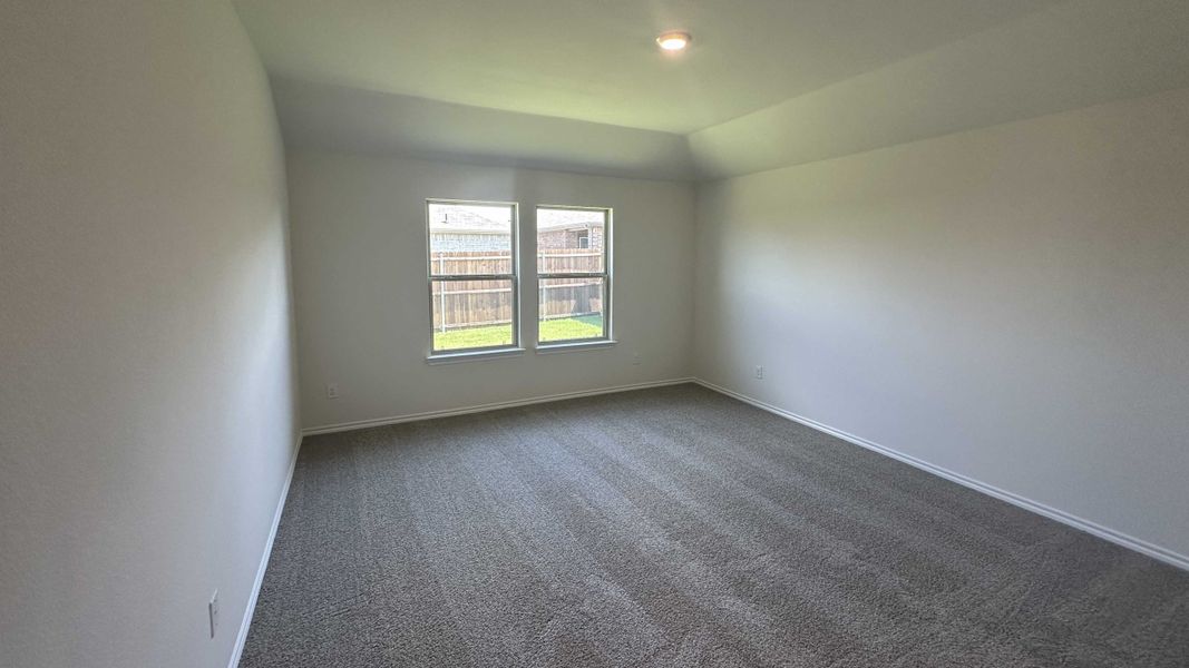 Spacious, unfurnished interior of a new home in Cartwright Ranch, Crandall (Image 10).
