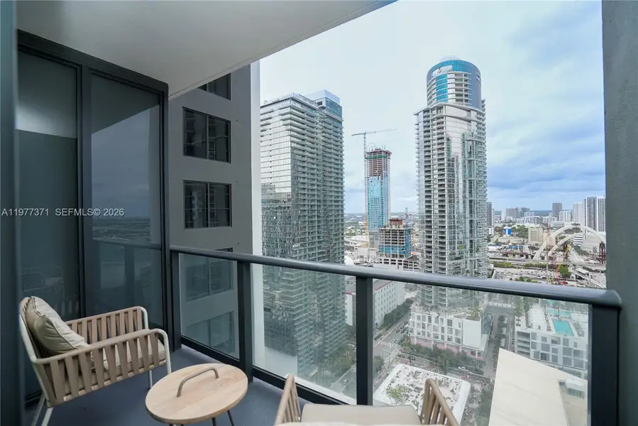 Condo located in Miami, FL showcasing its design and architecture (Image 4).