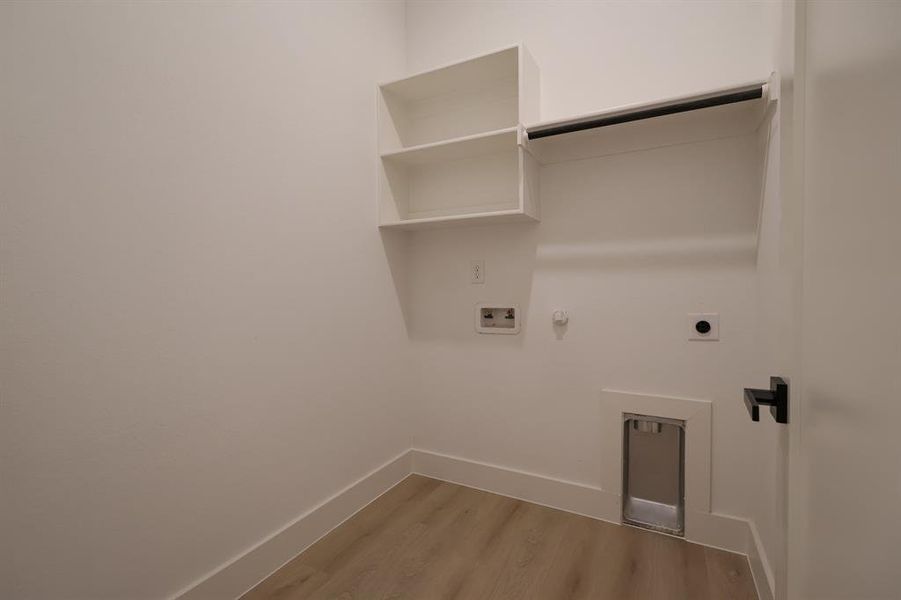 Spacious, unfurnished interior of a new home in , Fort Worth (Image 17). Spacious, unfurnished interior of a new home in , Fort Worth (Image 17).