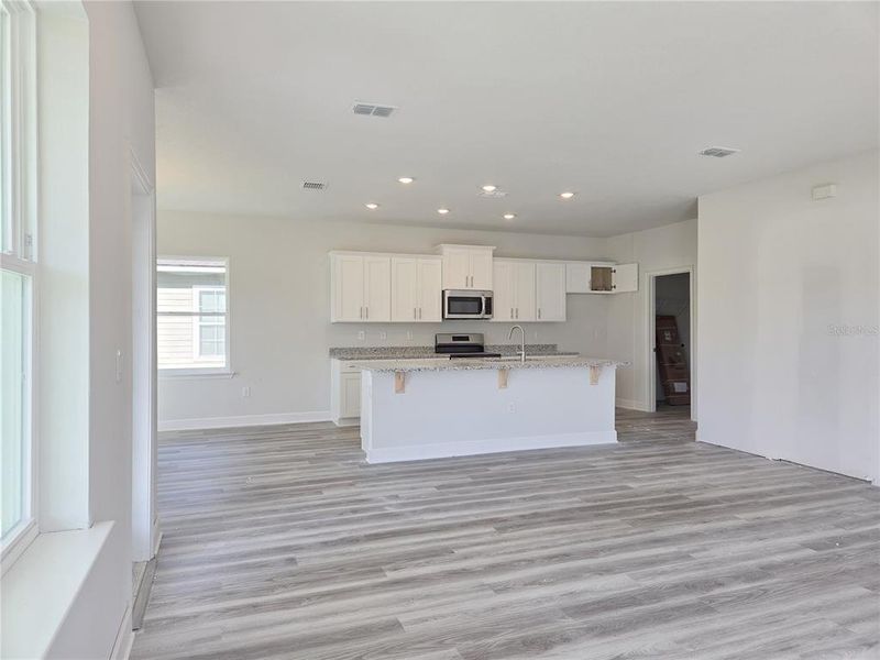 Spacious, unfurnished interior of a new home in The Preserve at Laurel Lake, Lake City (Image 19).
