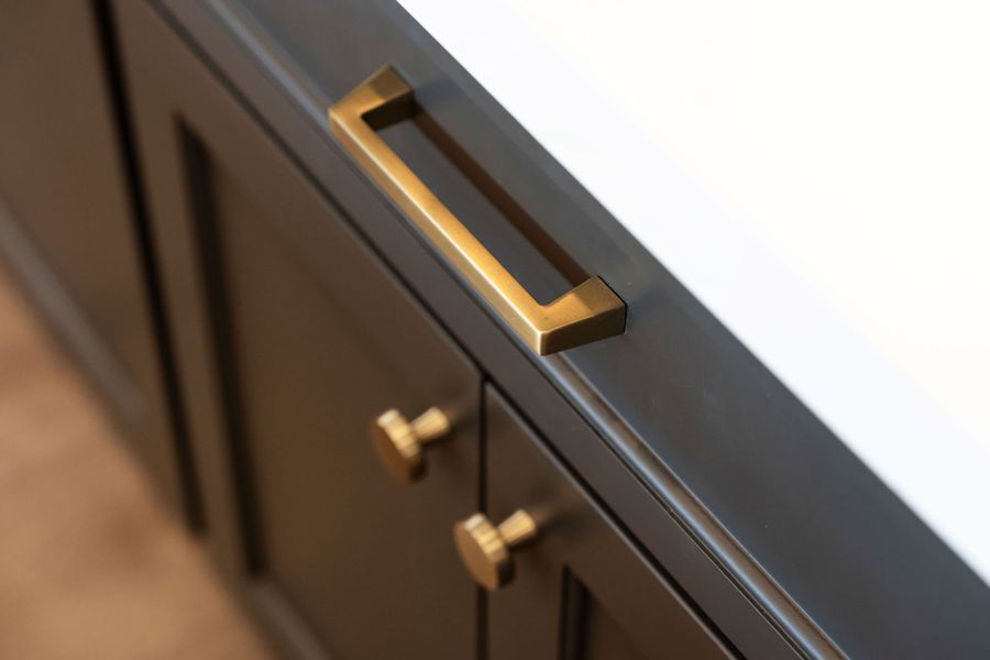 Representative interior finishes for a home built from the Cuney by Pulte Homes in 6 Creeks, Kyle (Image 19). Representative interior finishes for a home built from the Cuney by Pulte Homes in 6 Creeks, Kyle (Image 19).