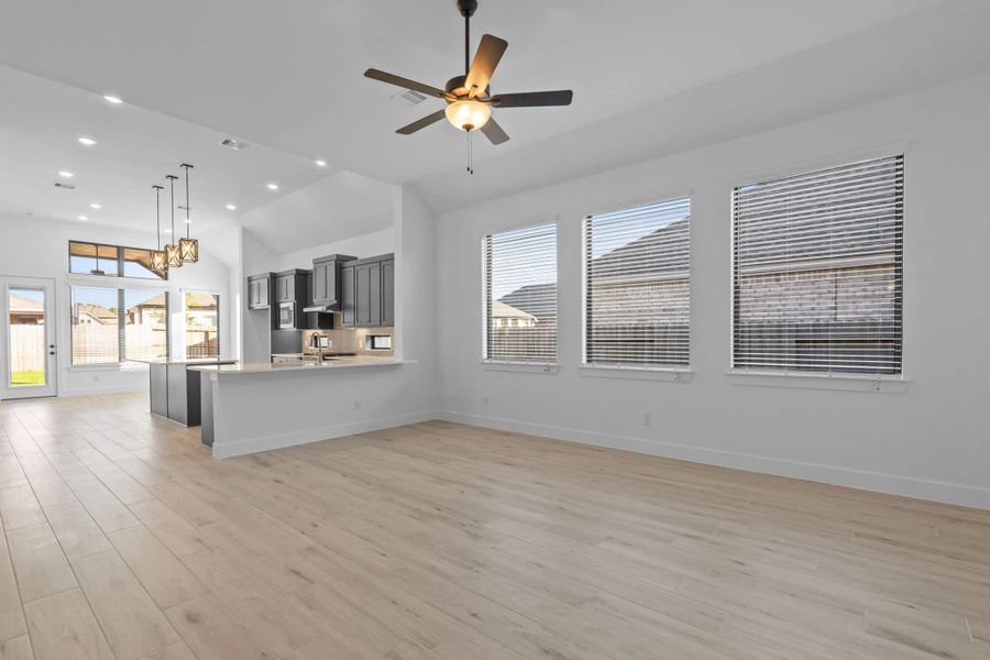 Spacious, unfurnished interior of a new home in Artavia, Conroe (Image 11). Spacious, unfurnished interior of a new home in Artavia, Conroe (Image 11).