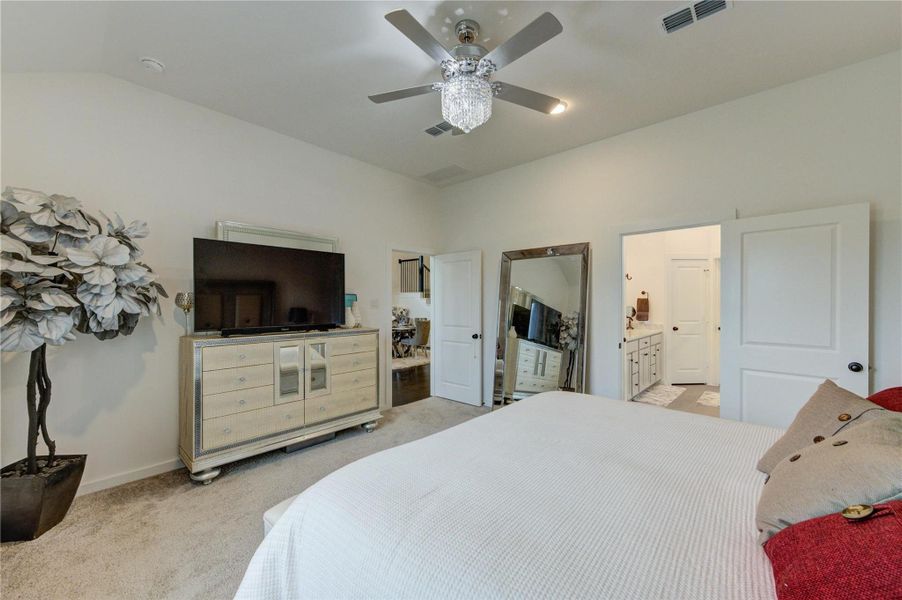 Furnished interior view inside a new home in Sienna 45', 50', Missouri City (Image 38).