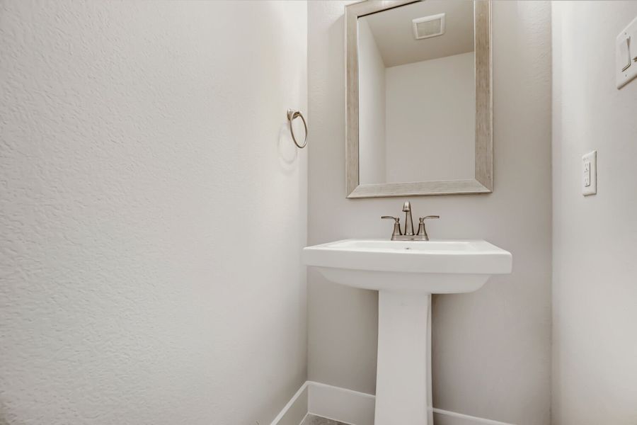 4407 Windy - Powder Bathroom 4407 Windy - Powder Bathroom