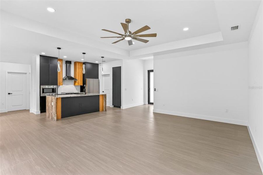 Spacious, unfurnished interior of a new home in , Port Charlotte (Image 23).
