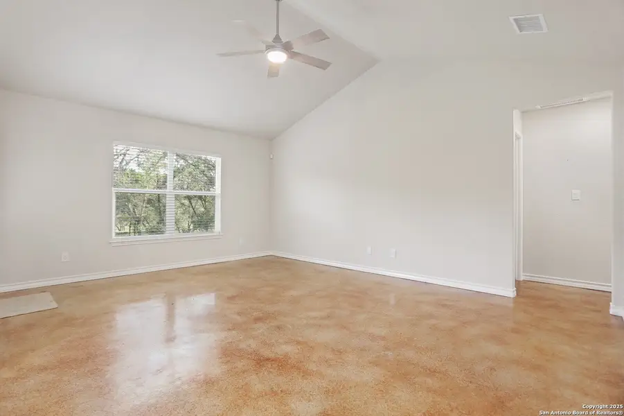 Spacious, unfurnished interior of a new home in , Spring Branch (Image 11).