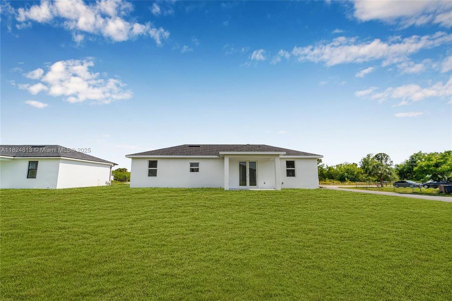 Image 39 of a home in . Image 39 of a home in .