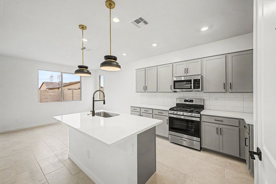 Furnished interior view inside a new home in Frontera, Surprise (Image 3).