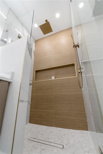 Image 56 of a home in .