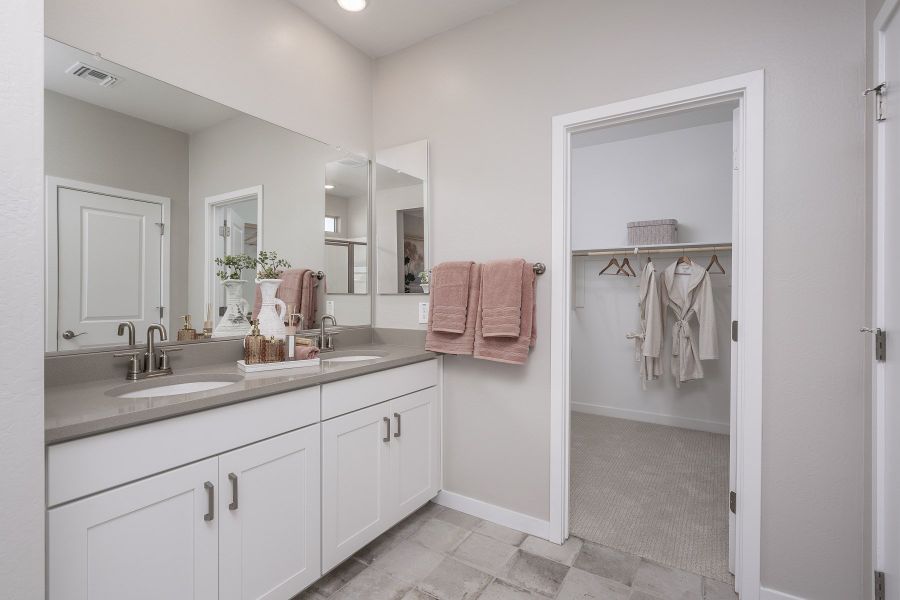 Representative furnished interior of a home built from the Sabino by Risewell Homes in Bentridge, Buckeye (Image 4).