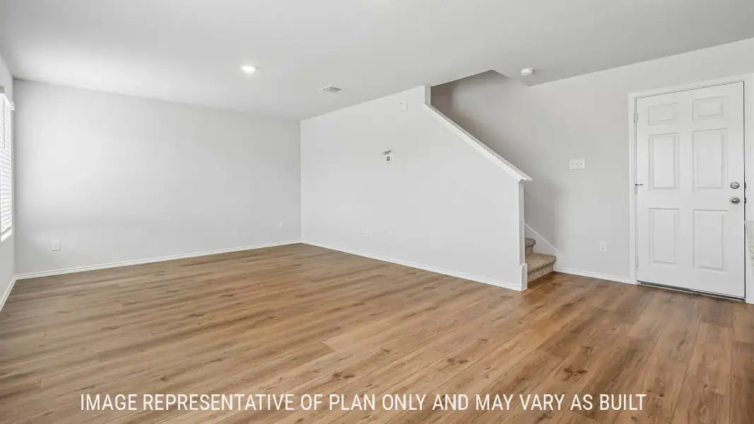 Spacious, unfurnished interior of a new home in Reynolds Crossing, Killeen (Image 18).