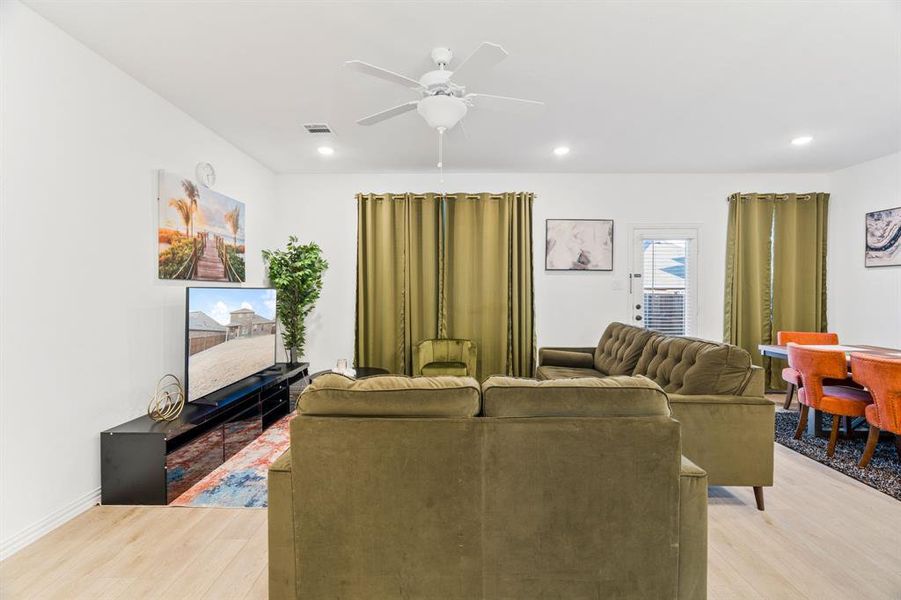 Furnished interior view inside a new home in Gateway Parks, Forney (Image 28).