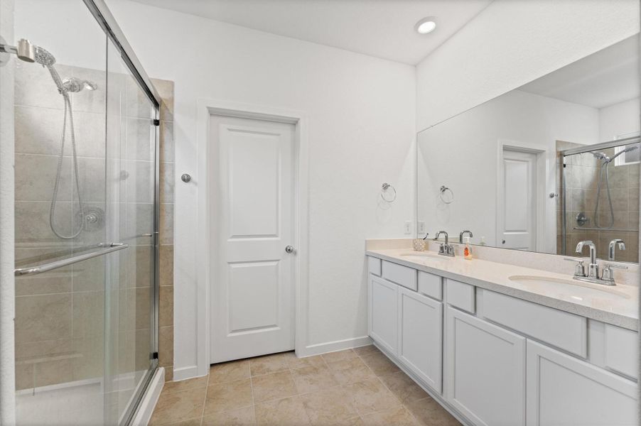 Furnished interior view inside a new home in Bridge Creek 45s and 50s, Cypress (Image 16).