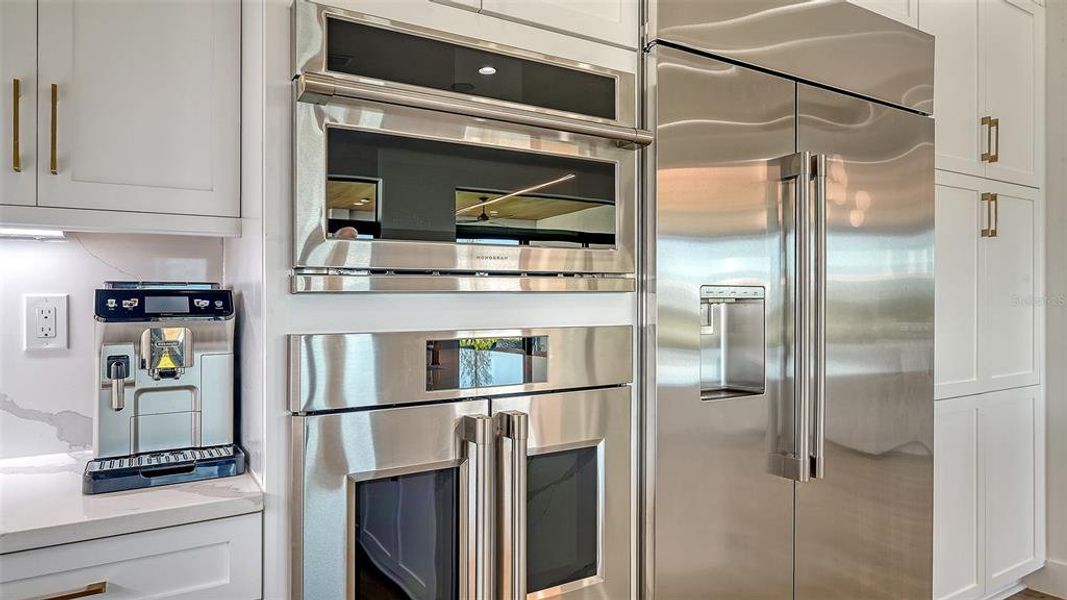 Close-up of interior finishes inside a home in , Sarasota (Image 21).