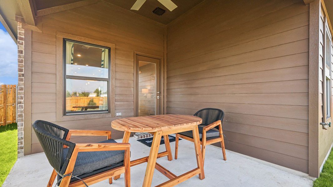 Laurel Floor Plan - Representative Photo