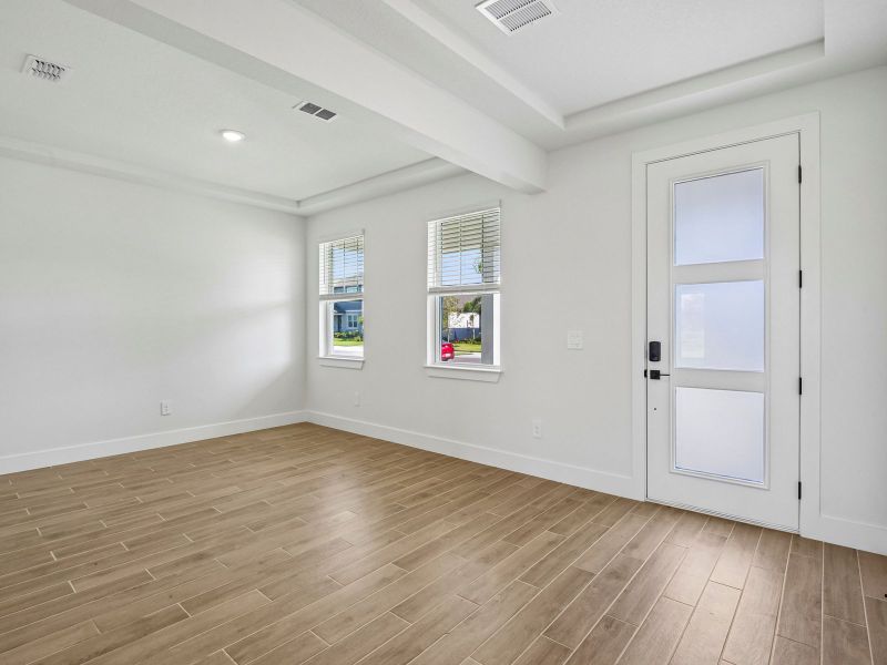 Spacious, unfurnished interior of a new home in Magnolia Bay - Reserve Series, Nokomis (Image 15).