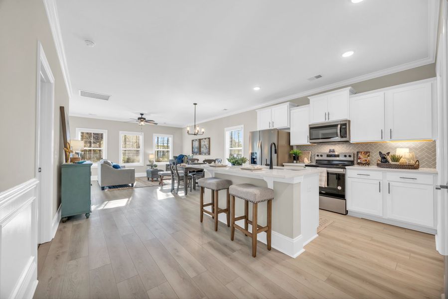 Representative furnished interior of a home built from the Glendale II by Great Southern Homes in White Oak Estates, Conway (Image 9).