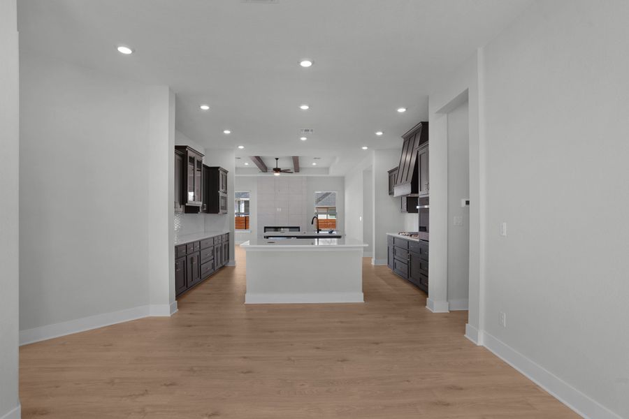 Image 91 of a home in Broken Oak.