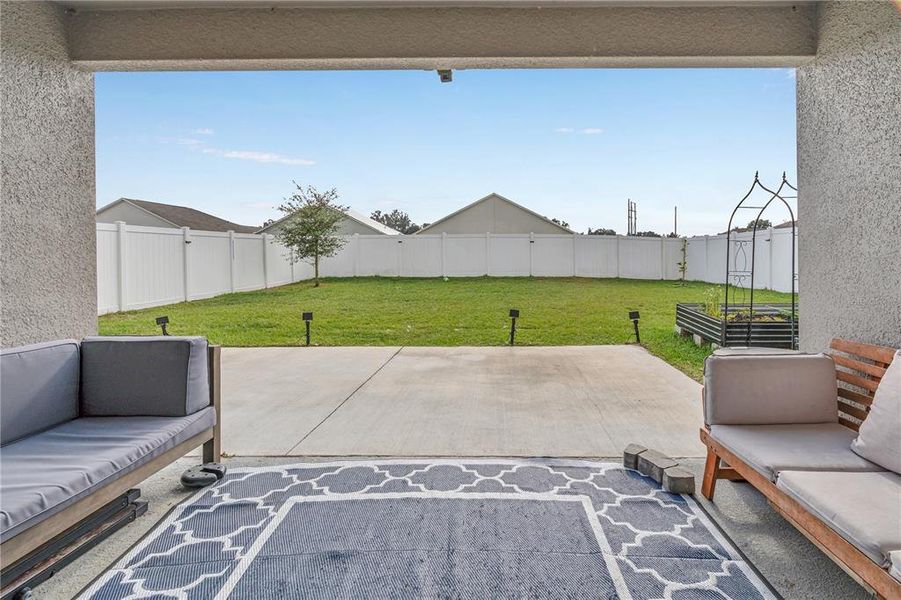 Exterior details and patio area of a home in Thompson Preserve, Bartow (Image 3). Exterior details and patio area of a home in Thompson Preserve, Bartow (Image 3).