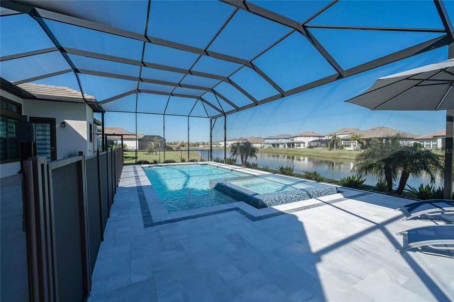 Exterior details and patio area of a home in , Wesley Chapel (Image 4).