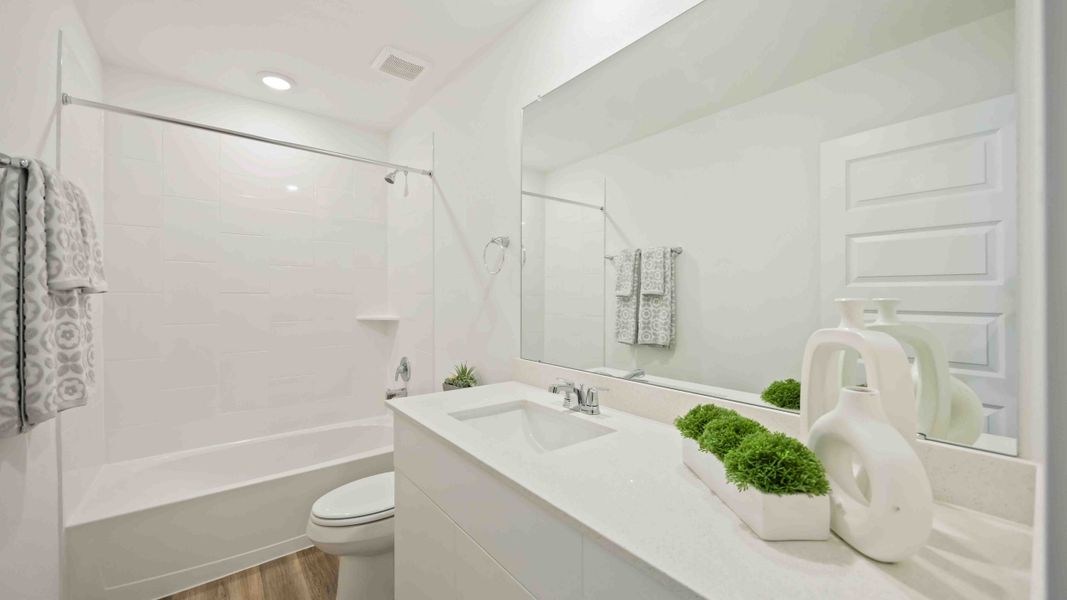 Furnished interior view inside a new home in Mansfield Estates, Houston (Image 10).
