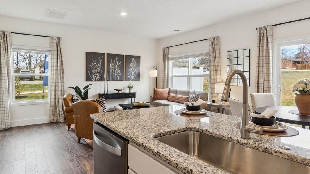 Furnished interior view inside a new home in Cherokee Crossing, Kodak (Image 4).