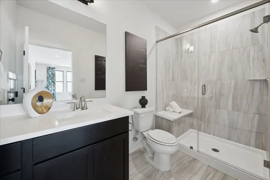 Representative furnished interior of a home built from the The 2824 by Autograph Homes in Caywood, Houston (Image 25).