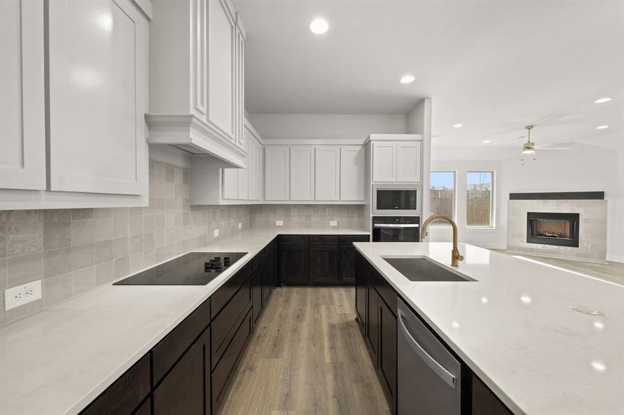 478 Red Maple- Kitchen-4