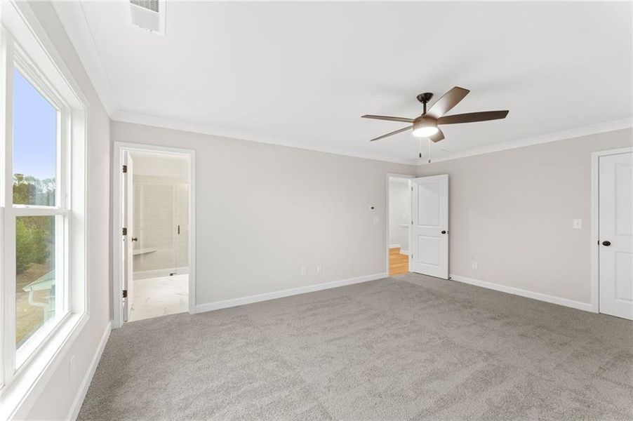Spacious, unfurnished interior of a new home in Cherokee Township, Acworth (Image 19).
