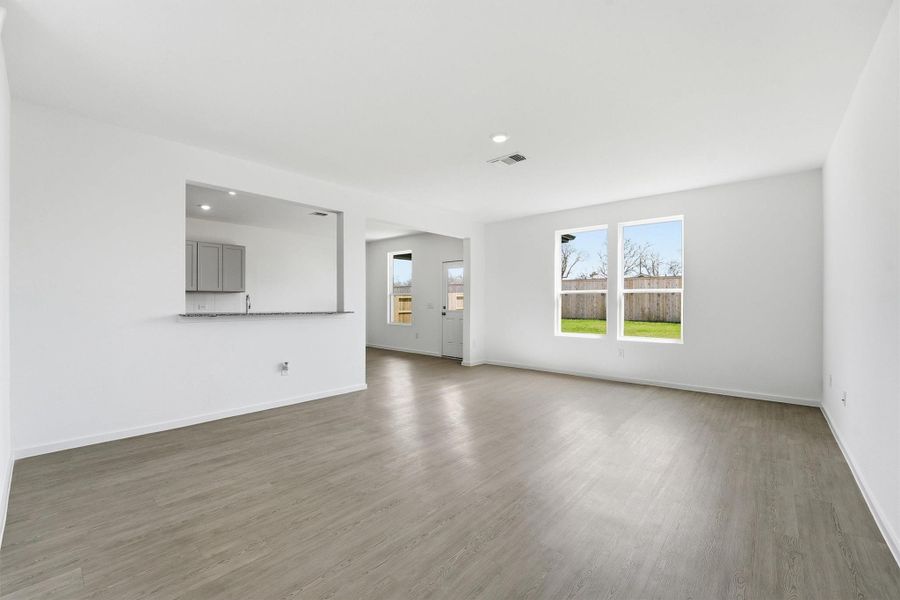 Spacious, unfurnished interior of a new home in Windcress, Cove (Image 8). Spacious, unfurnished interior of a new home in Windcress, Cove (Image 8).