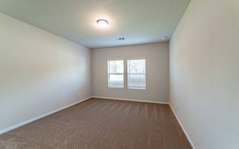 Spacious, unfurnished interior of a new home in Grande Estates, Bertram (Image 15).