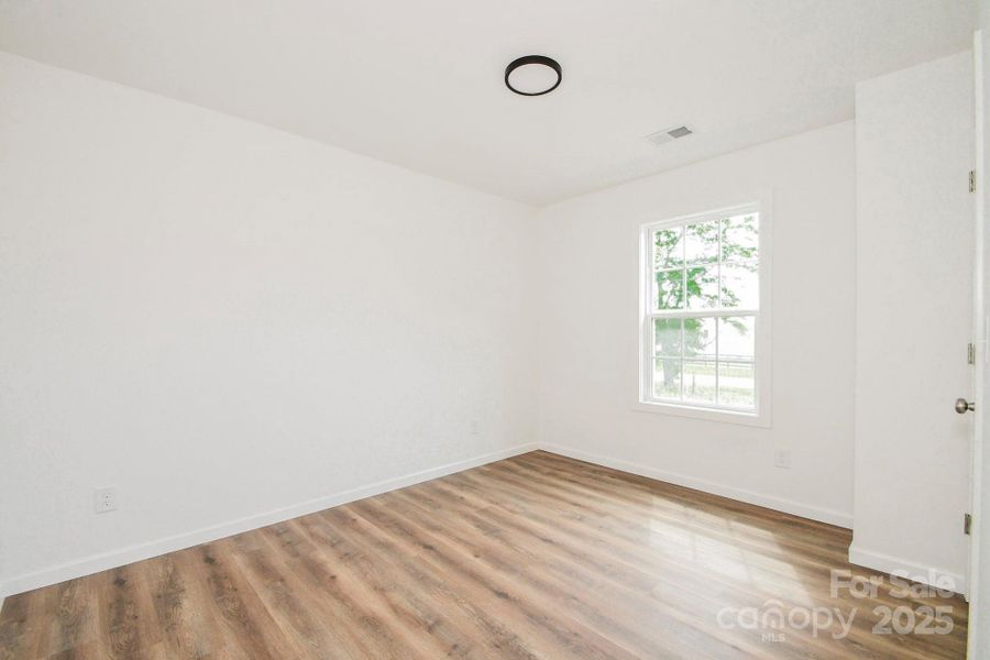 Spacious, unfurnished interior of a new home in , Pageland (Image 17).