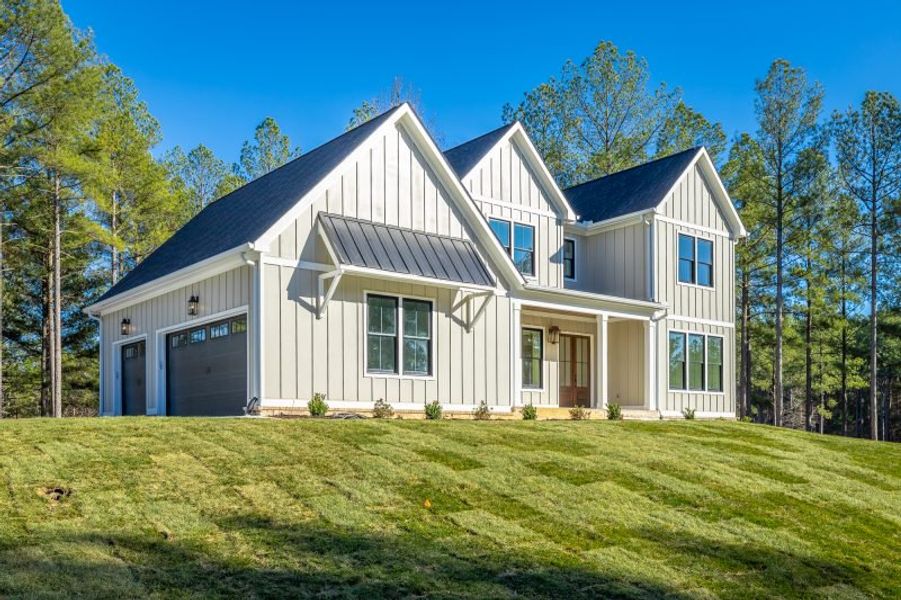 Representative exterior photo of a completed home built from the Summerbrook by Riverstone Construction, LLC in Jasper Highlands, Guild, TN (Image 30). Representative exterior photo of a completed home built from the Summerbrook by Riverstone Construction, LLC in Jasper Highlands, Guild, TN (Image 30).