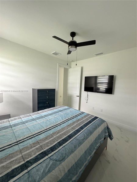 Furnished interior view inside a new home in , Lehigh Acres (Image 9).