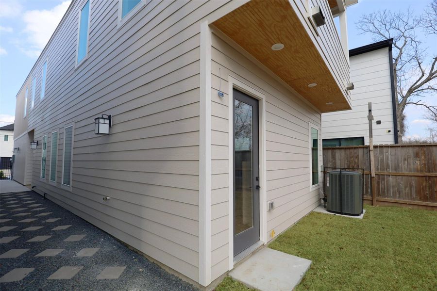 Exterior details and patio area of a home in , Houston (Image 4). Exterior details and patio area of a home in , Houston (Image 4).