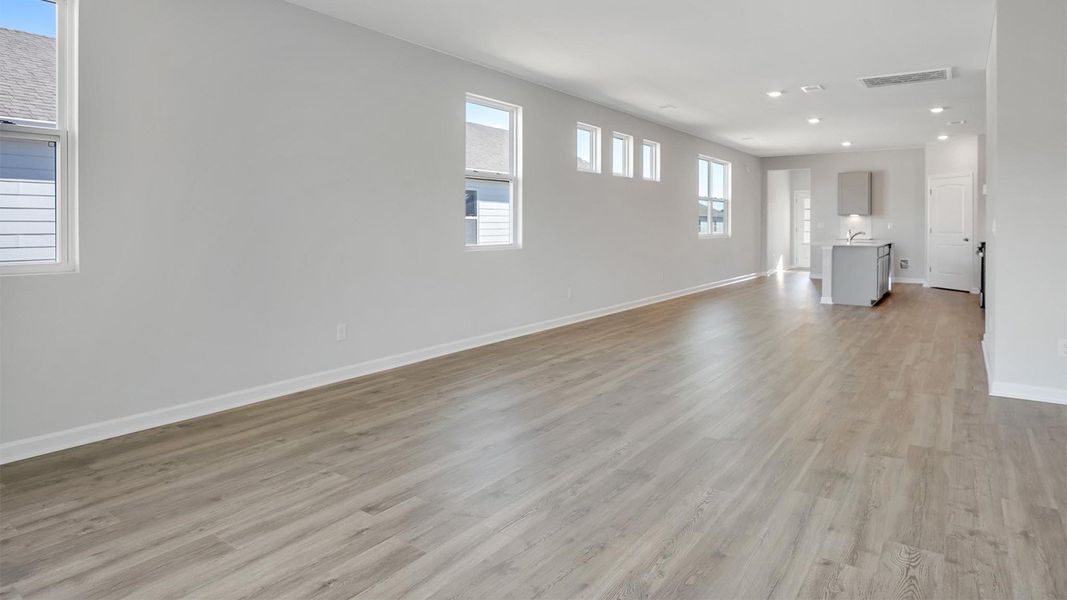 Representative unfurnished interior of a home built from the DESMOND by D.R. Horton in Nexus South, Gallatin (Image 25).