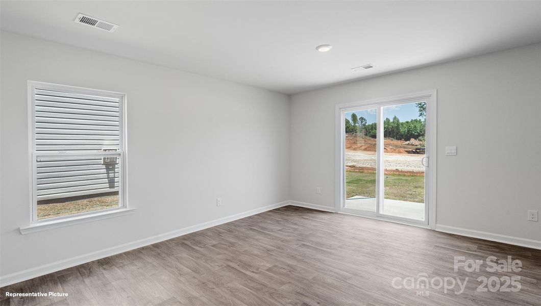 Spacious, unfurnished interior of a new home in The Hamptons at Hickory, Hickory (Image 16).