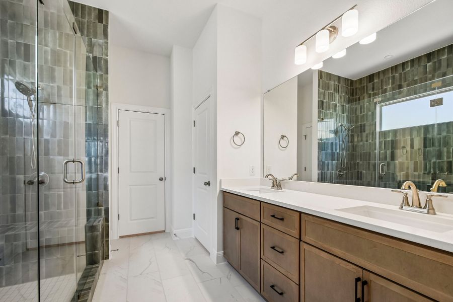 Furnished interior view inside a new home in Persimmon, Buda (Image 8).