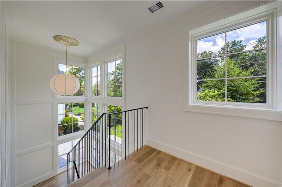 Spacious, unfurnished interior of a new home in , Atlanta (Image 104).