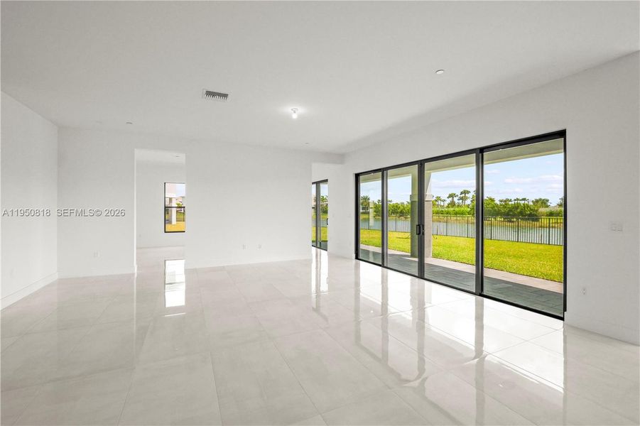 Spacious, unfurnished interior of a new home in , Palm Beach Gardens (Image 32). Spacious, unfurnished interior of a new home in , Palm Beach Gardens (Image 32).